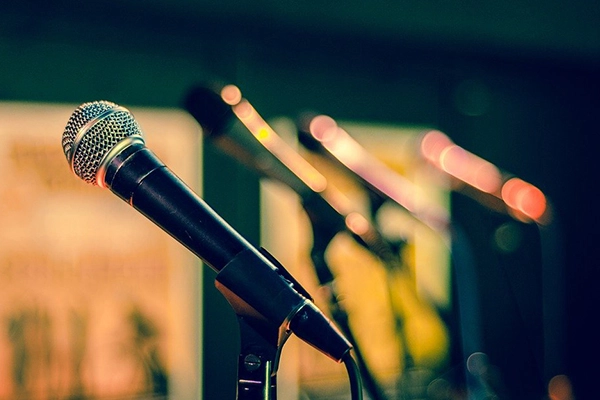 الأخطاء الشائعة لنظام المؤتمرات الذكي وطرق التعامل مع نظام المؤتمرات الذكي